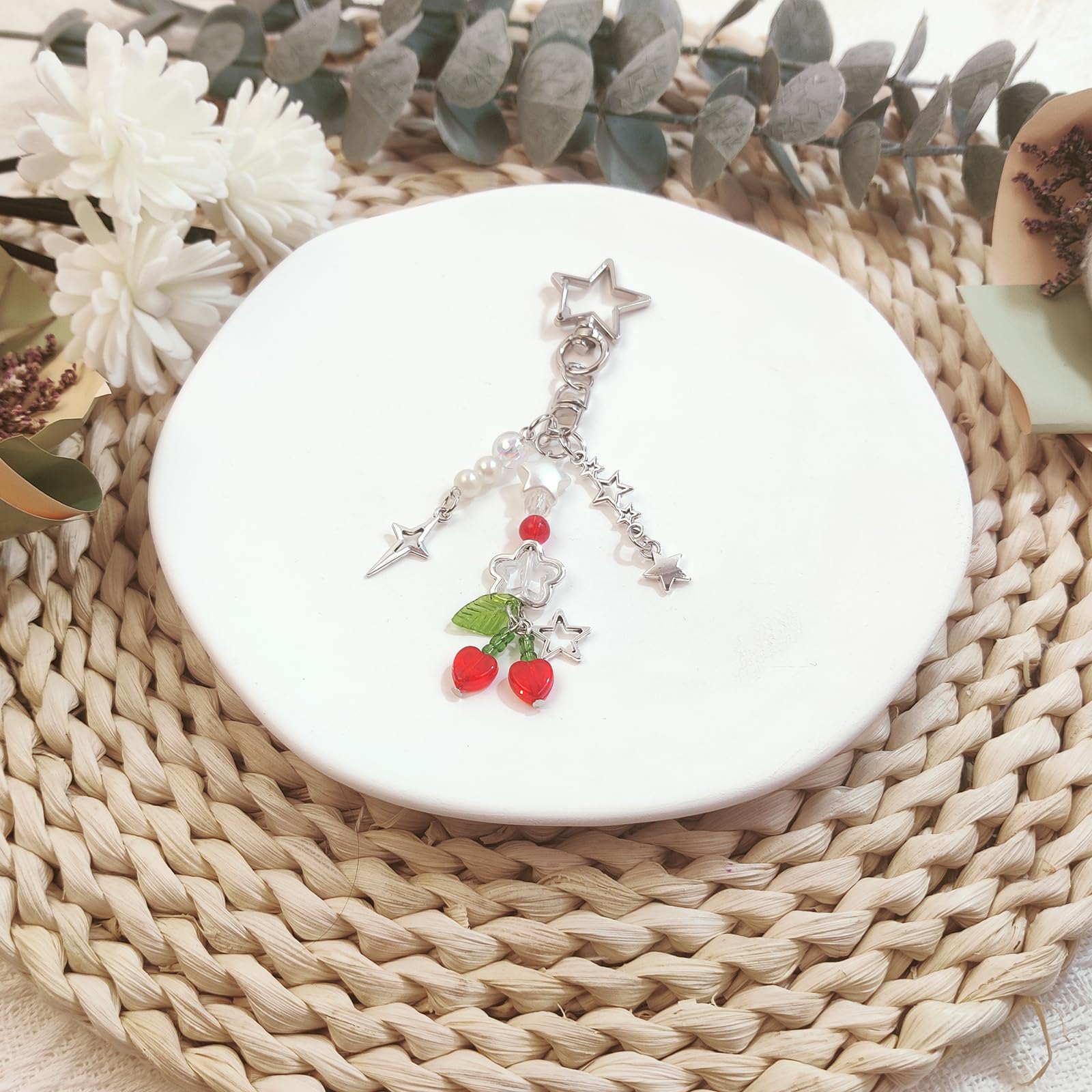 Cute Keychain Aesthetic Y2K Keychain Accessories Heart Butterfly Strawberry Bear Key Chain for Keys Bags Women Gifts